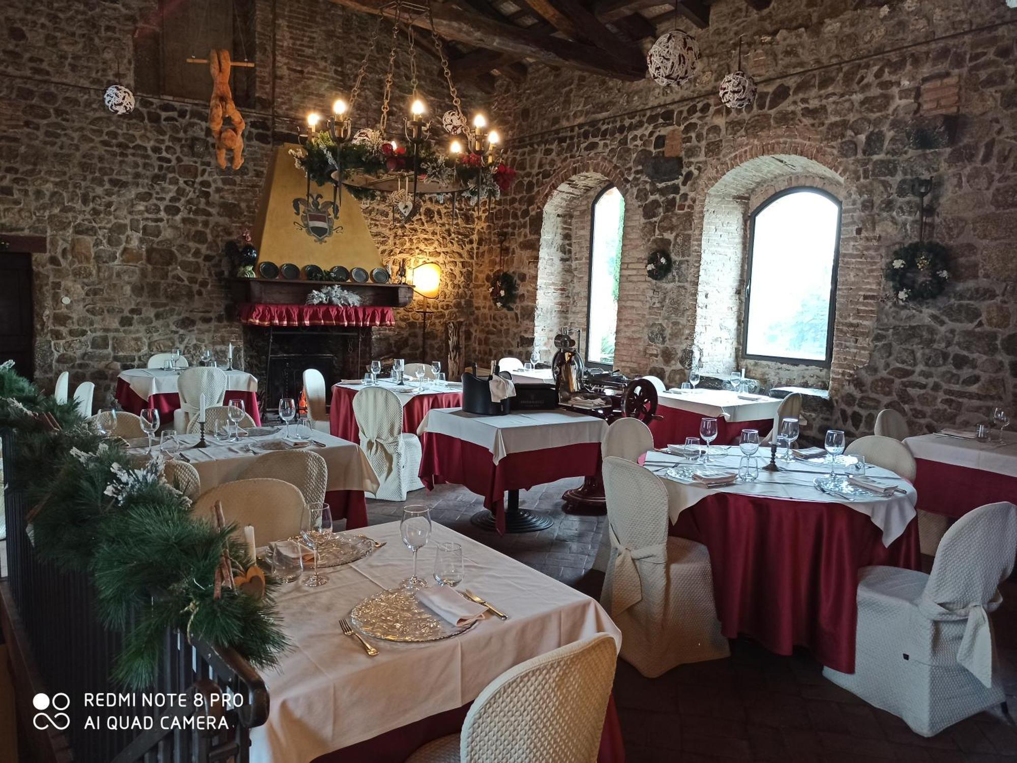 Appartamento Taverna Gattolini Venzone Eksteriør bilde