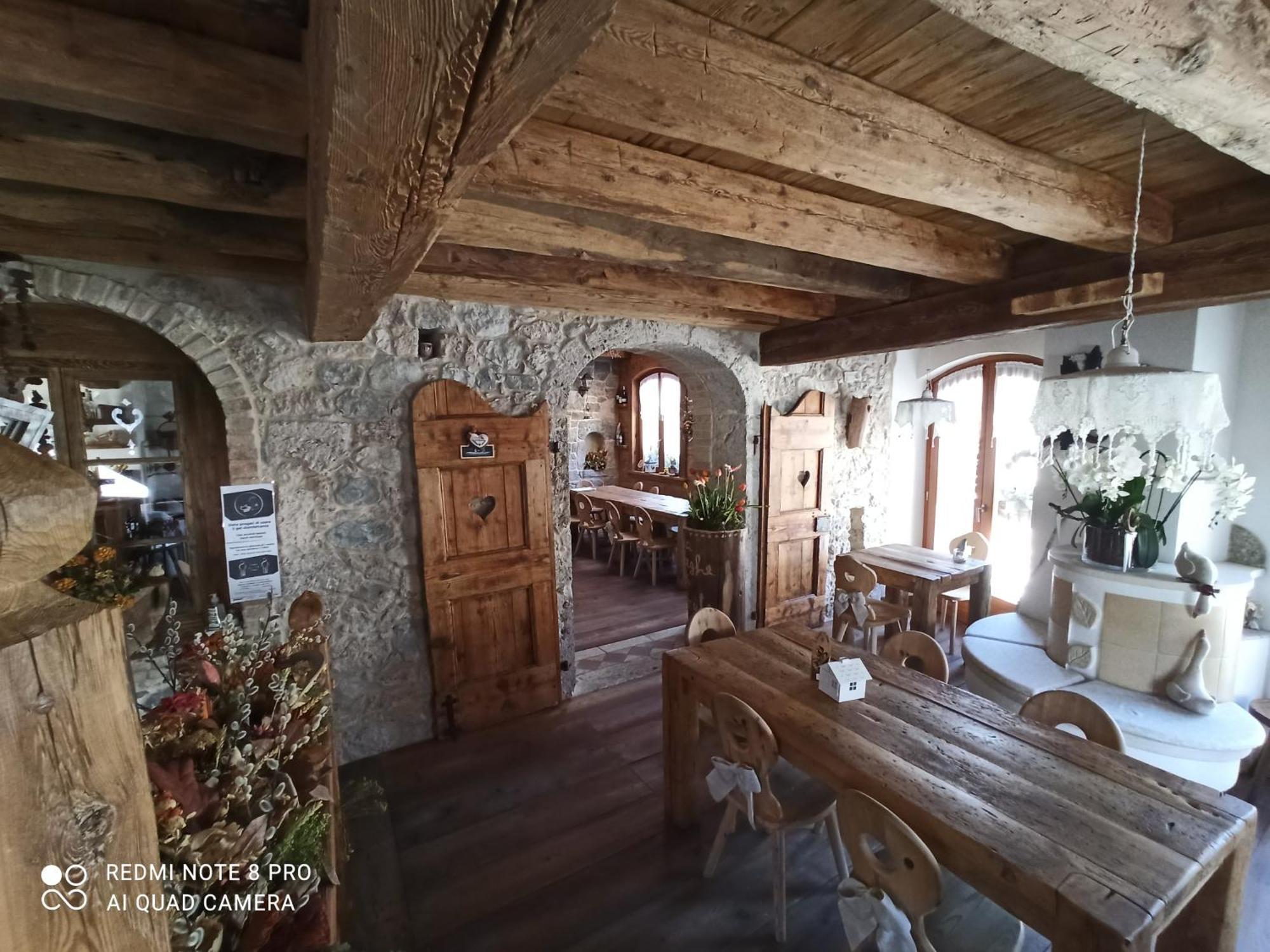 Appartamento Taverna Gattolini Venzone Eksteriør bilde